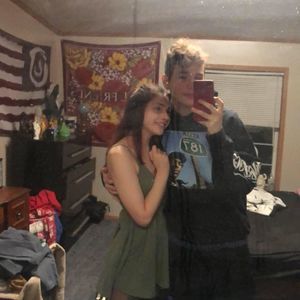 Meet your Posher, Clarissa